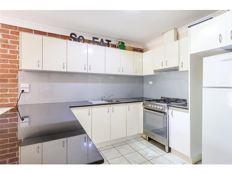 1/76 Pagoda Crescent, Quakers Hill NSW 2763