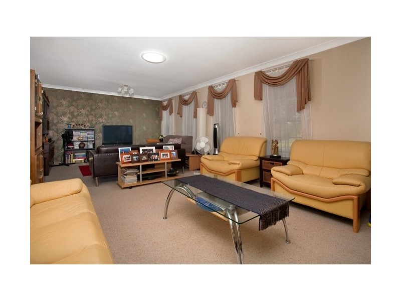 132 Farnham Road, Quakers Hill NSW 2763