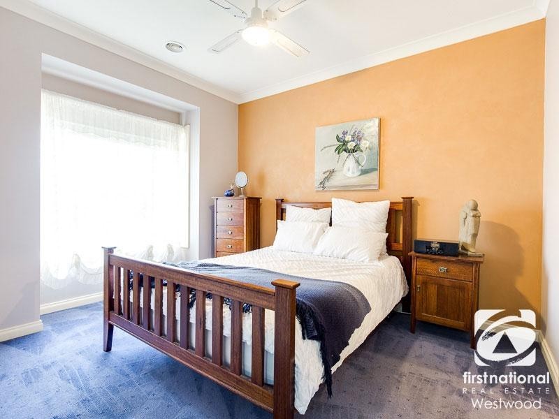 10 Cromwell Road, Werribee VIC 3030