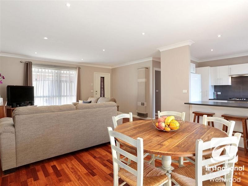 2/6 Havelock Place, Wyndham Vale VIC 3024