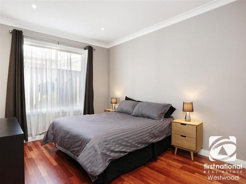 2/6 Havelock Place, Wyndham Vale VIC 3024