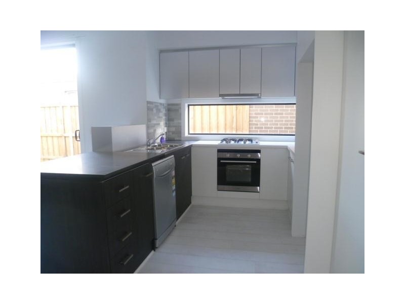 11B Advent Road, Werribee VIC 3030