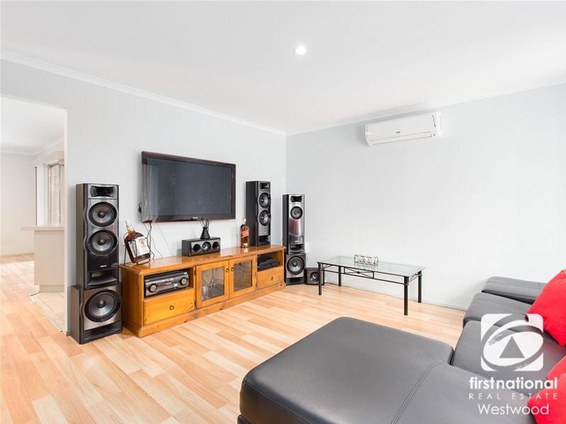 97 Flemington Crescent, Werribee VIC 3030
