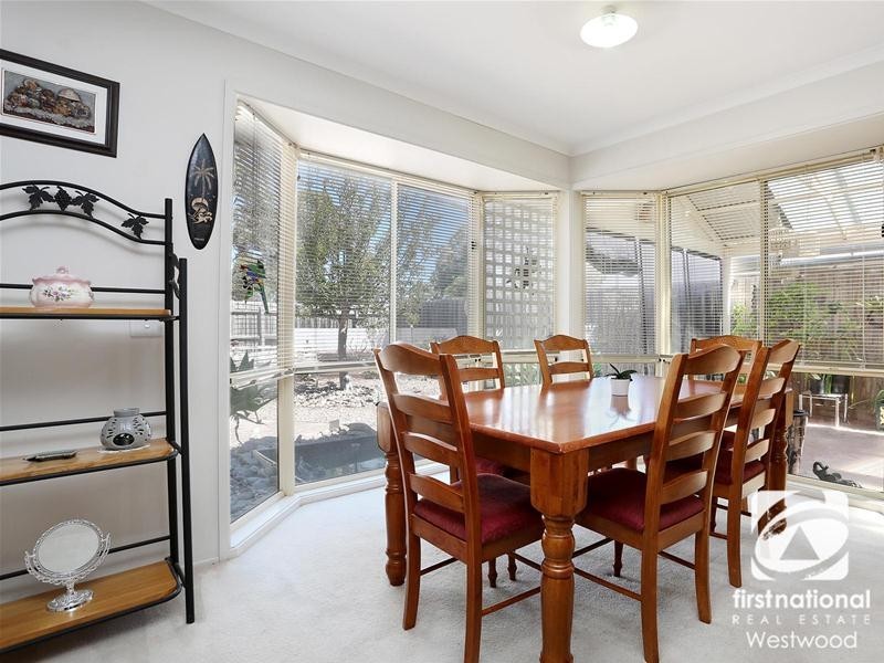 38 Everwin Drive, Werribee VIC 3030