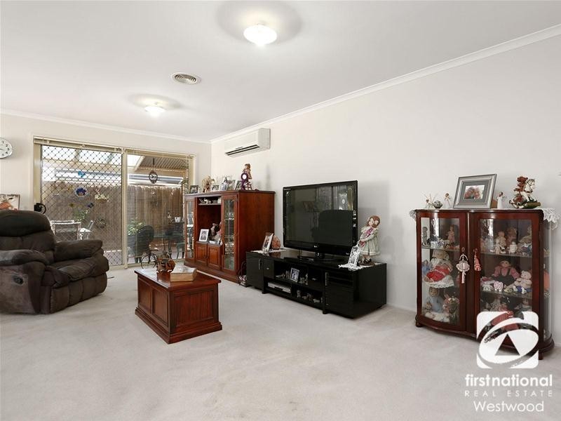 38 Everwin Drive, Werribee VIC 3030