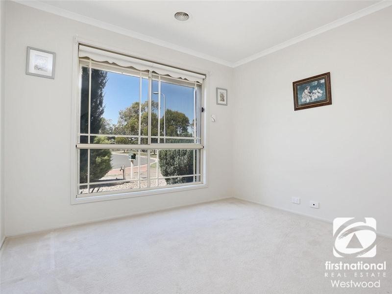 38 Everwin Drive, Werribee VIC 3030