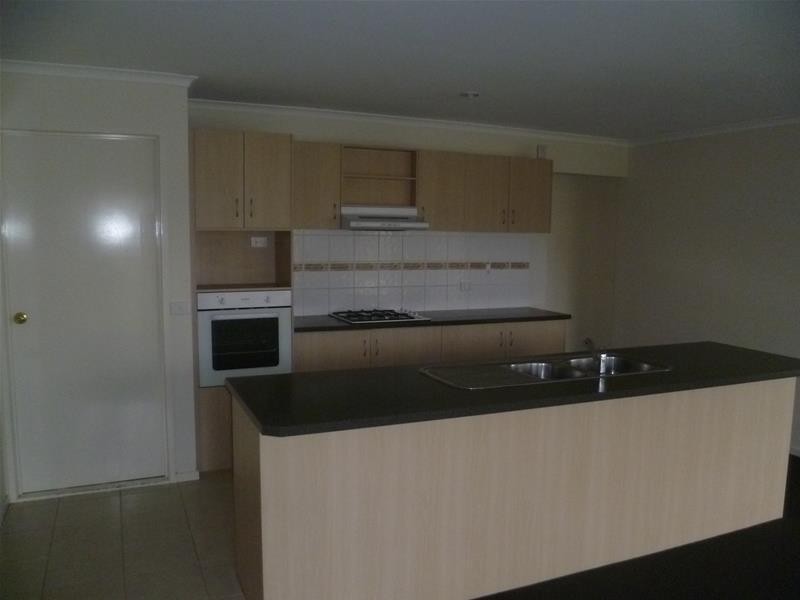 8 Parklea Way, Tarneit VIC 3029