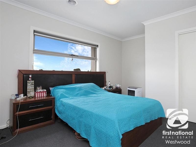 24/43 Latham Street, Werribee VIC 3030