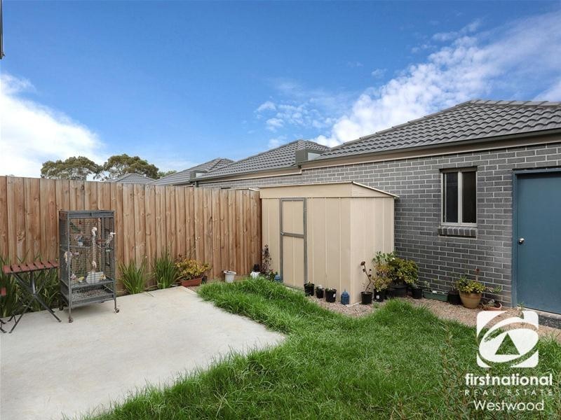 24/43 Latham Street, Werribee VIC 3030