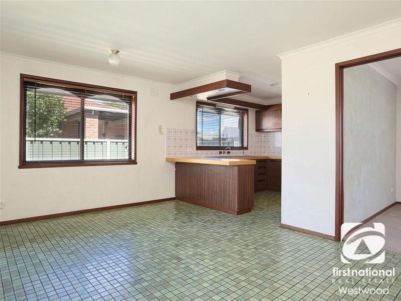 37 Huntingfield Drive, Hoppers Crossing VIC 3029