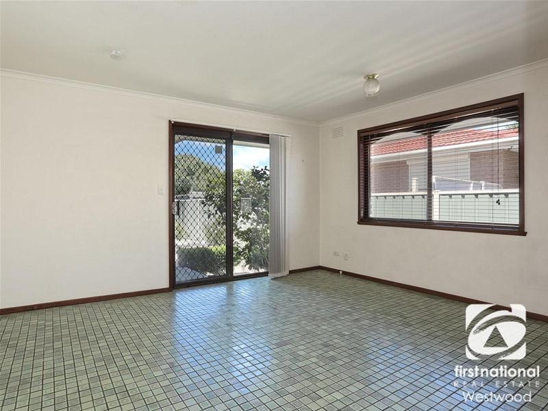 37 Huntingfield Drive, Hoppers Crossing VIC 3029