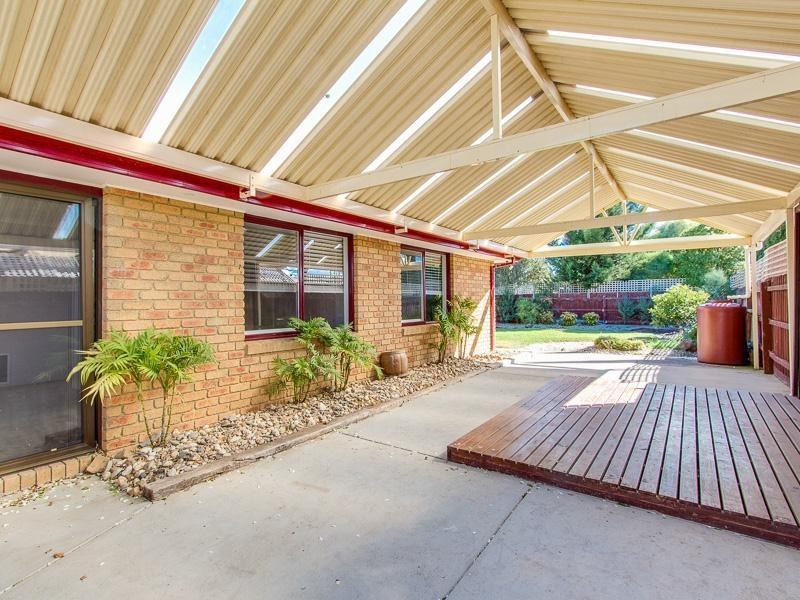 2 Rosedale Place, Wyndham Vale VIC 3024