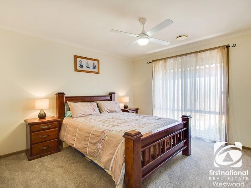 13 Ironbark Drive, Hoppers Crossing VIC 3029