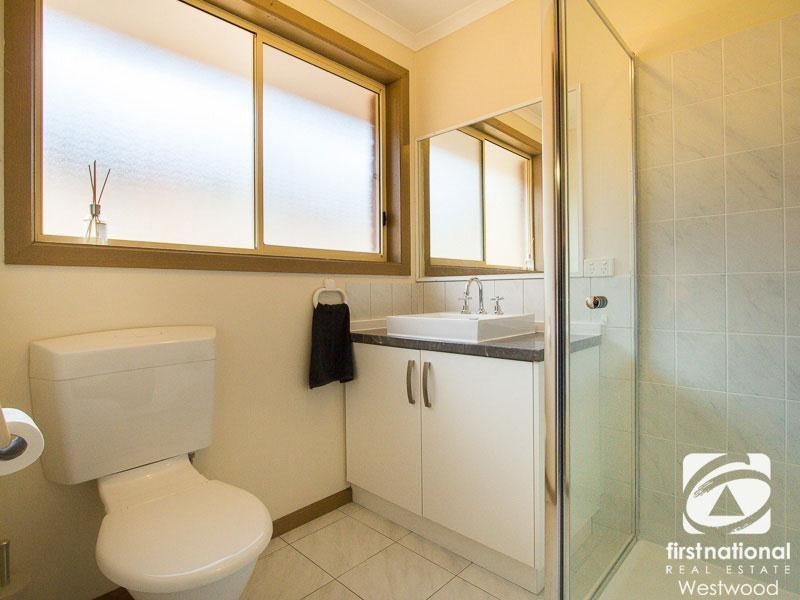 13 Ironbark Drive, Hoppers Crossing VIC 3029