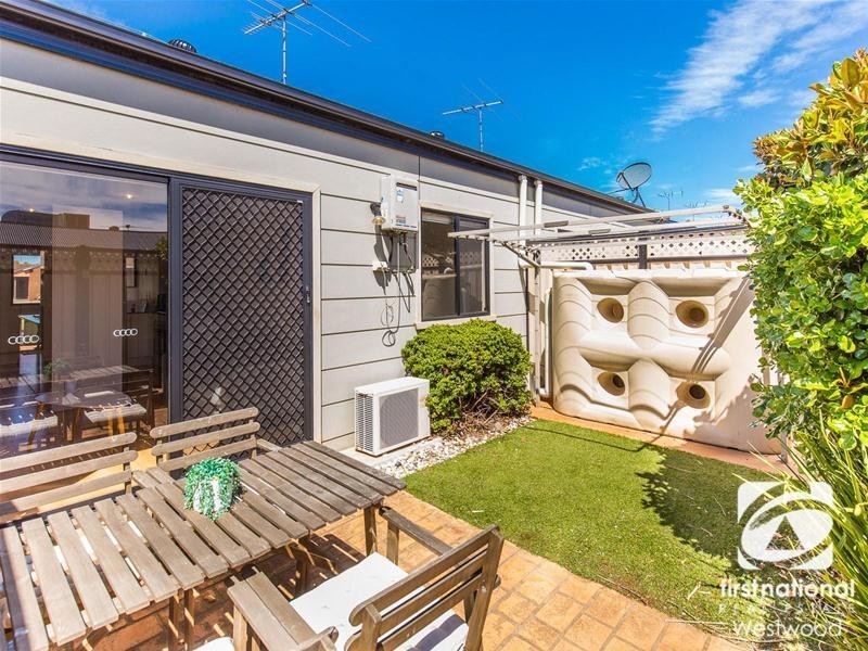 5/2-6 Kelly Street, Werribee VIC 3030