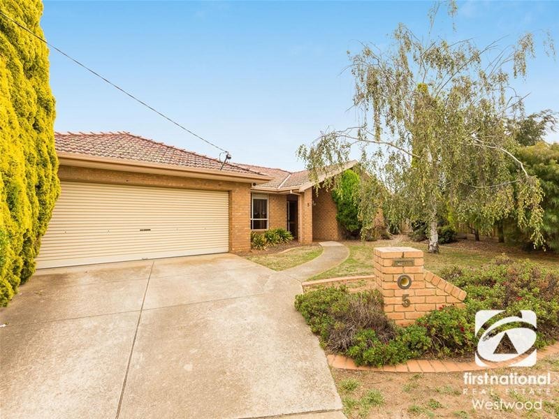5 Leah Court, Werribee VIC 3030