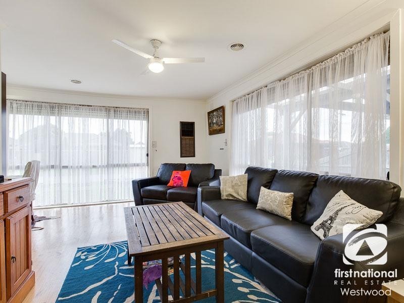 16 Grant Avenue, Werribee VIC 3030