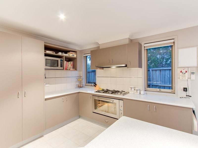 2 Mulberry Terrace, Werribee VIC 3030