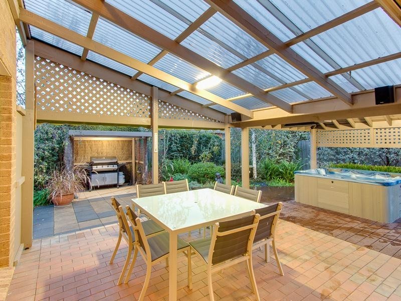 2 Mulberry Terrace, Werribee VIC 3030