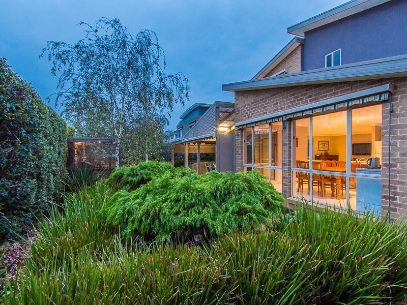 2 Mulberry Terrace, Werribee VIC 3030