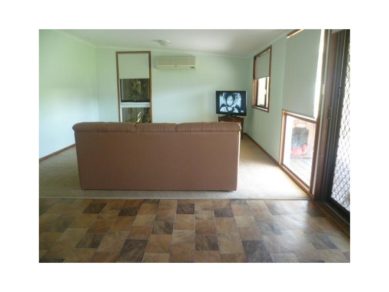 4 Anne Street Werribee  Vic  3030, Werribee VIC 3030