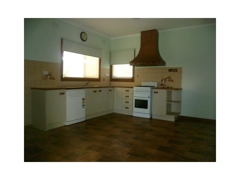 4 Anne Street Werribee  Vic  3030, Werribee VIC 3030