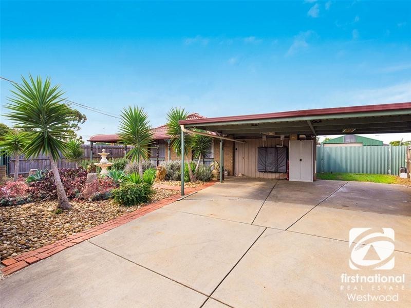 7 Giles Court, Werribee VIC 3030