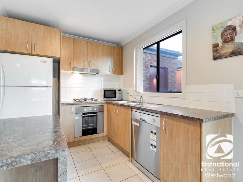 46 Lady Penrhyn Drive, Wyndham Vale VIC 3024