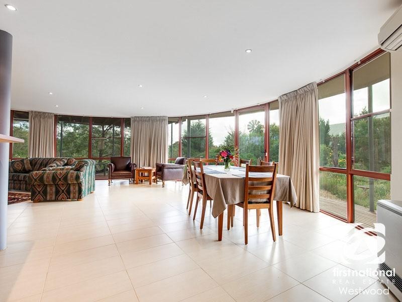 2 The Old Ford, Werribee VIC 3030