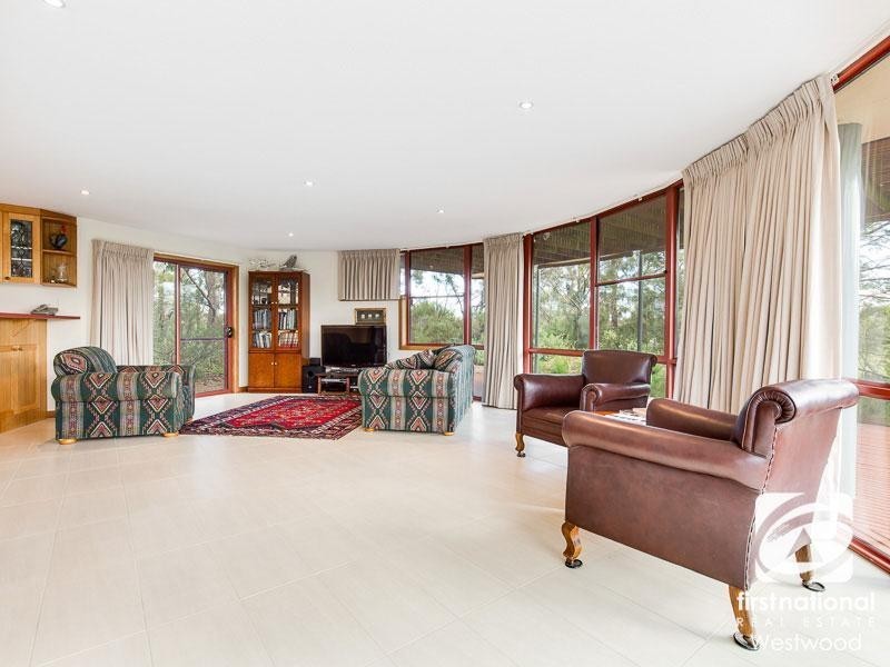 2 The Old Ford, Werribee VIC 3030