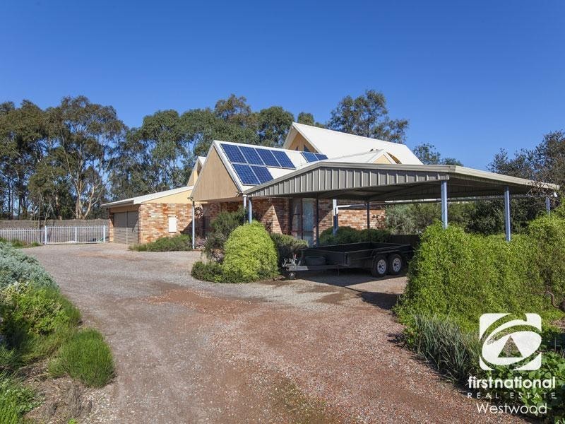 2 The Old Ford, Werribee VIC 3030