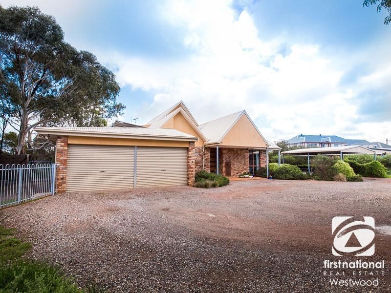 2 The Old Ford, Werribee VIC 3030