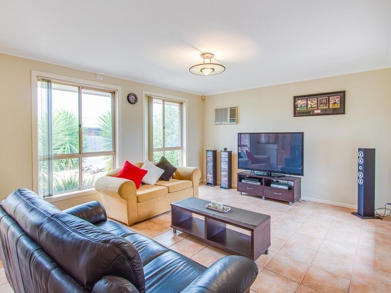 3 Gentzen Drive, Wyndham Vale VIC 3024