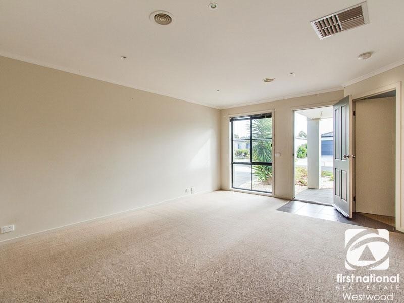 10 Nautilus Close, Wyndham Vale VIC 3024