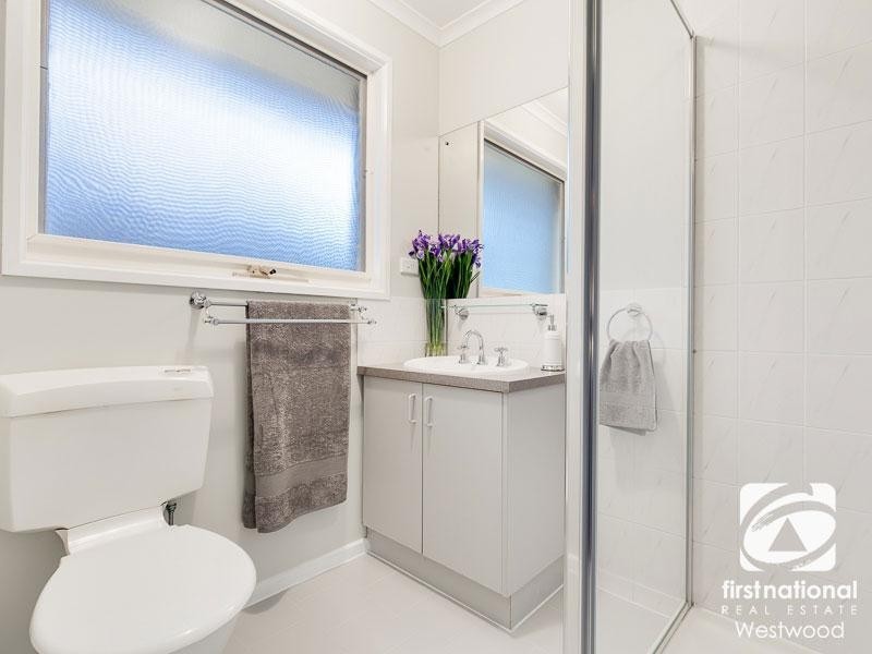 6 Coulton Court, Werribee VIC 3030