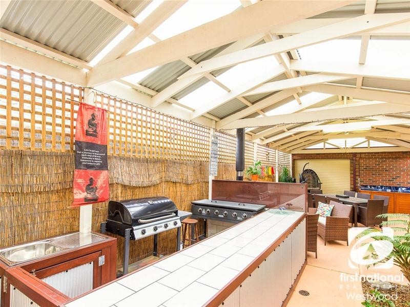 45 Walls Road, Werribee VIC 3030