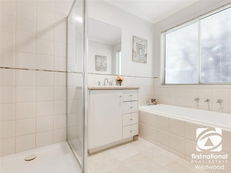 3 Kinloch Court, Wyndham Vale VIC 3024