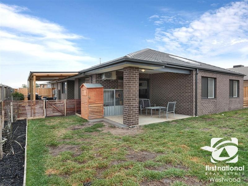 64 Taworri Crescent, Werribee VIC 3030