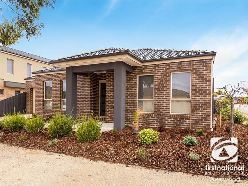 1/11 Annarosa Court, Werribee VIC 3030