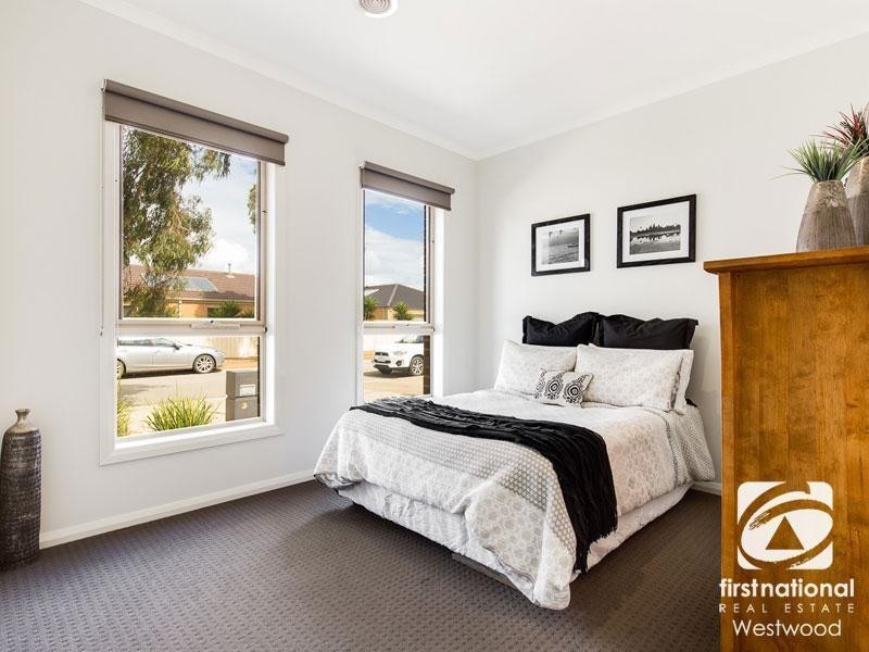 1/11 Annarosa Court, Werribee VIC 3030