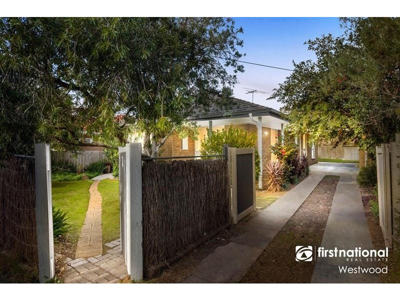 3 Elizabeth Avenue, Werribee VIC 3030
