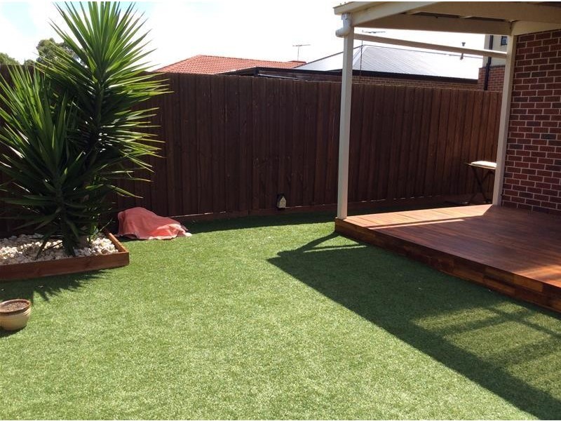 2/10 Halladale Street, Wyndham Vale VIC 3024