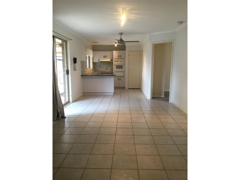 24 Niagara Way, Werribee VIC 3030