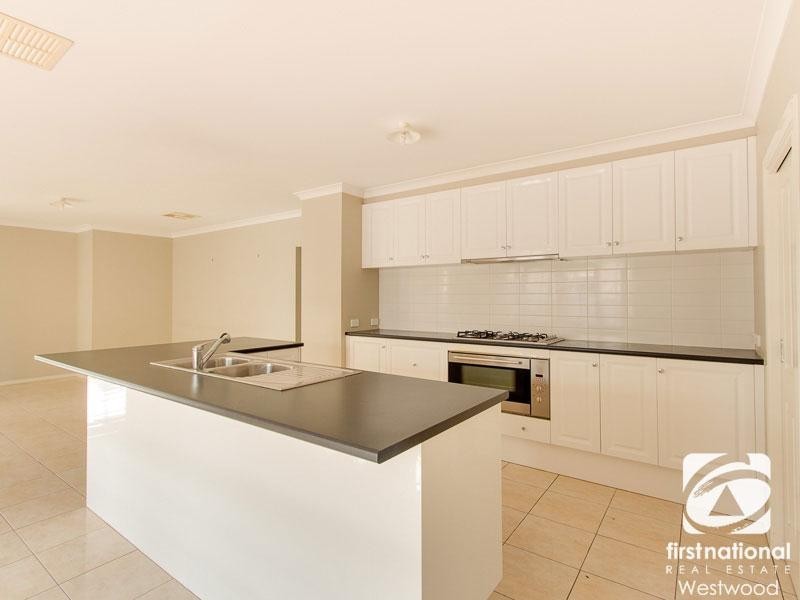 4 Bold Mews, Wyndham Vale VIC 3024