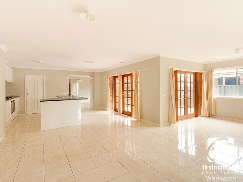 4 Bold Mews, Wyndham Vale VIC 3024