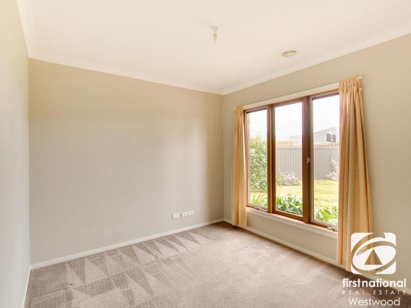 4 Bold Mews, Wyndham Vale VIC 3024