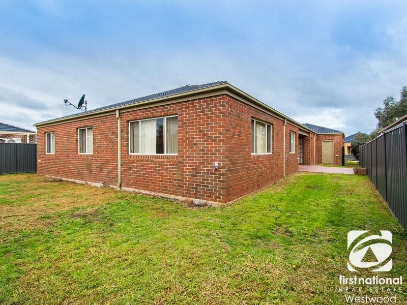 4 Bold Mews, Wyndham Vale VIC 3024