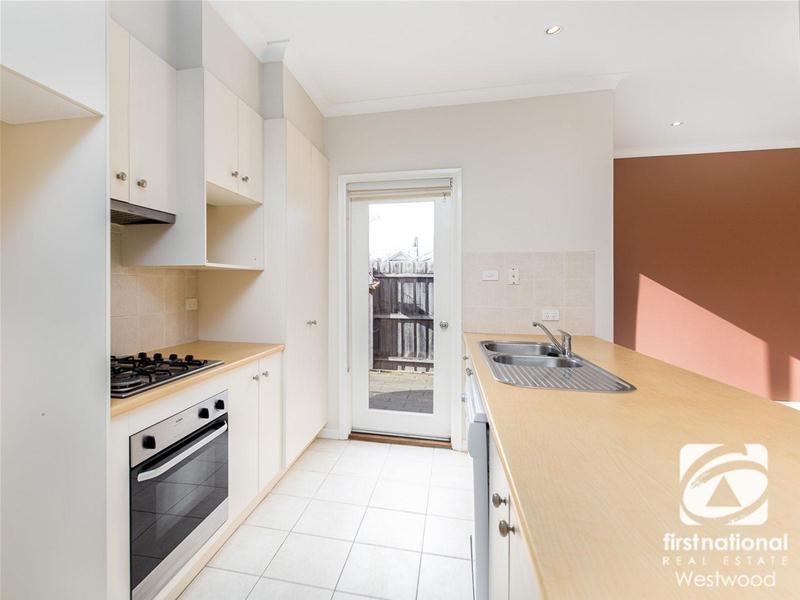 6 Stokes Court, Point Cook VIC 3030