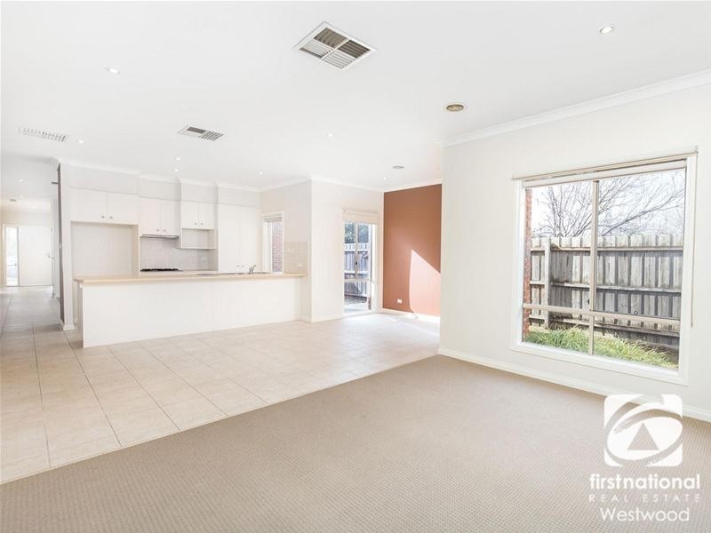 6 Stokes Court, Point Cook VIC 3030