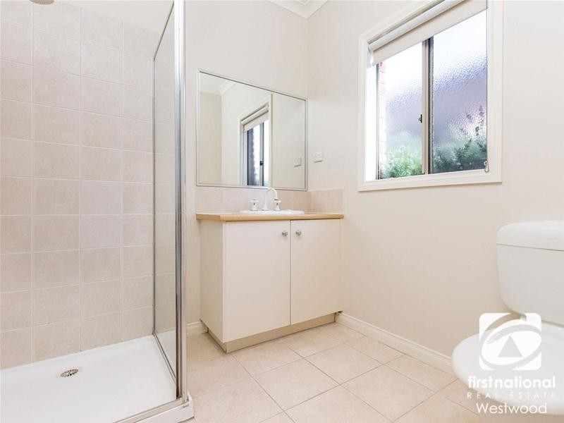 6 Stokes Court, Point Cook VIC 3030